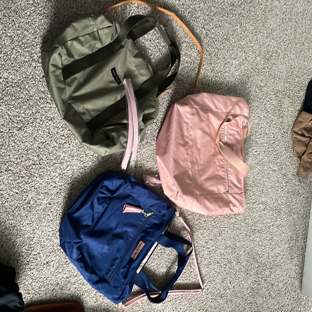 Logan and Lenora / Canvella selling just the weekend trip and duffel bag